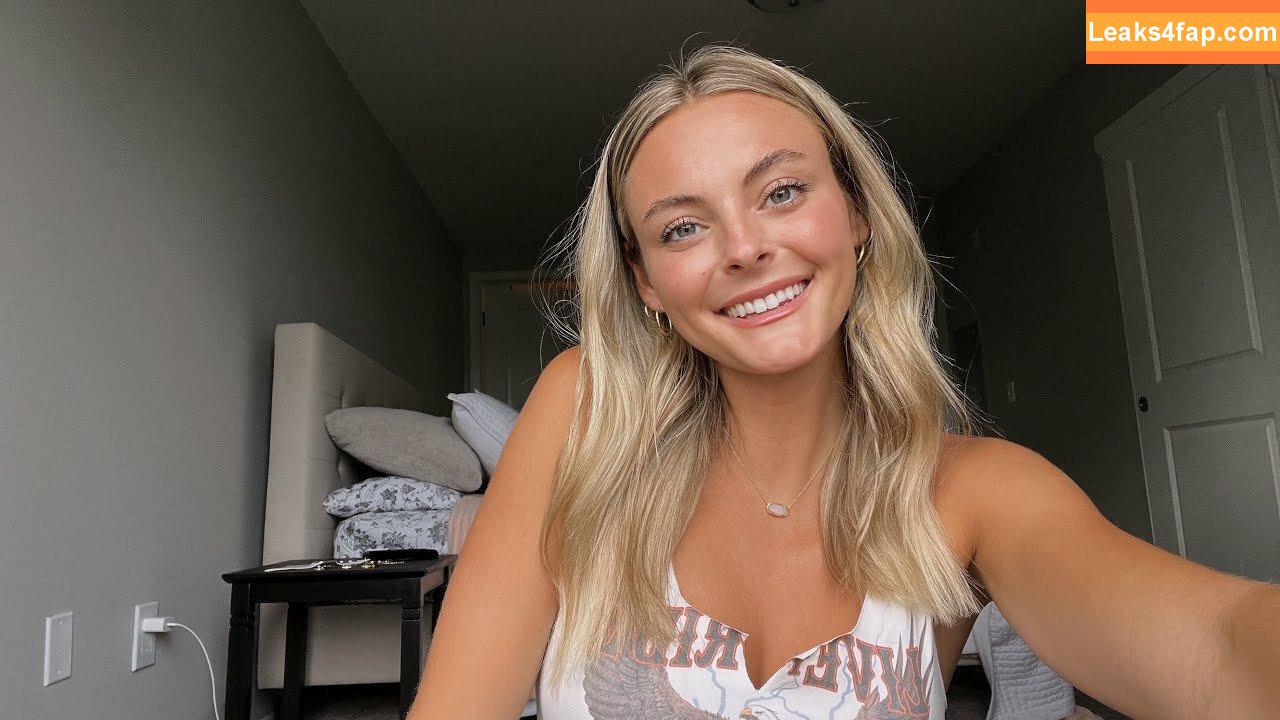 Beez ASMR / beezasmr leaked photo photo #0048