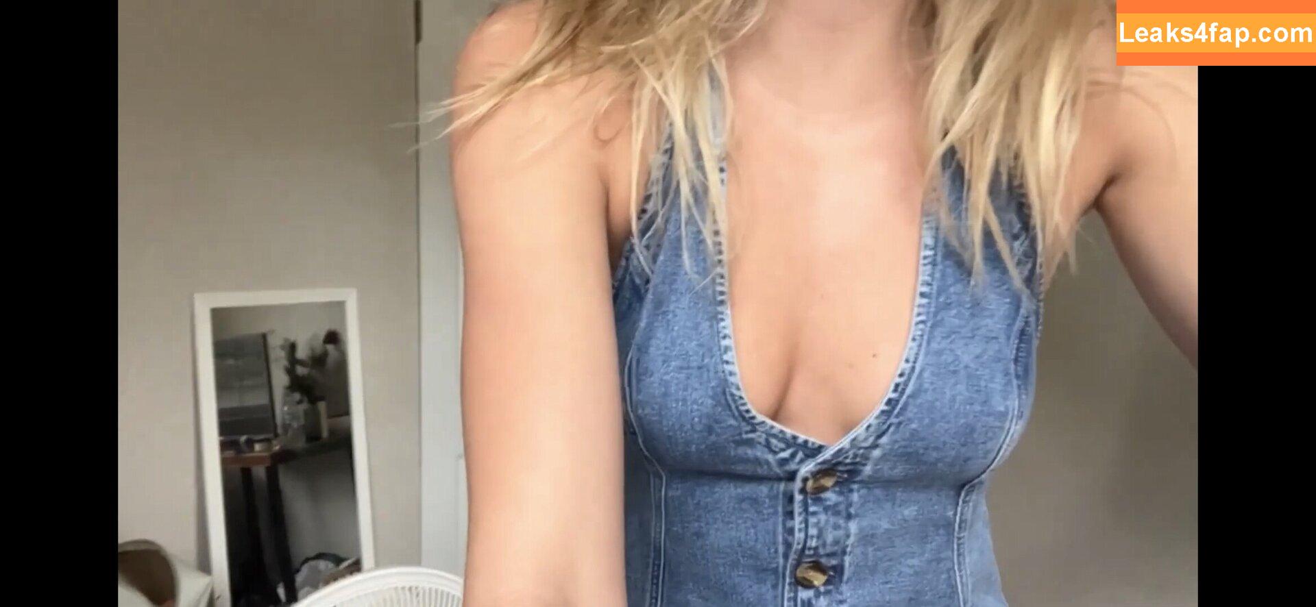 Beez ASMR / beezasmr leaked photo photo #0167