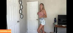 Beez ASMR photo #0206