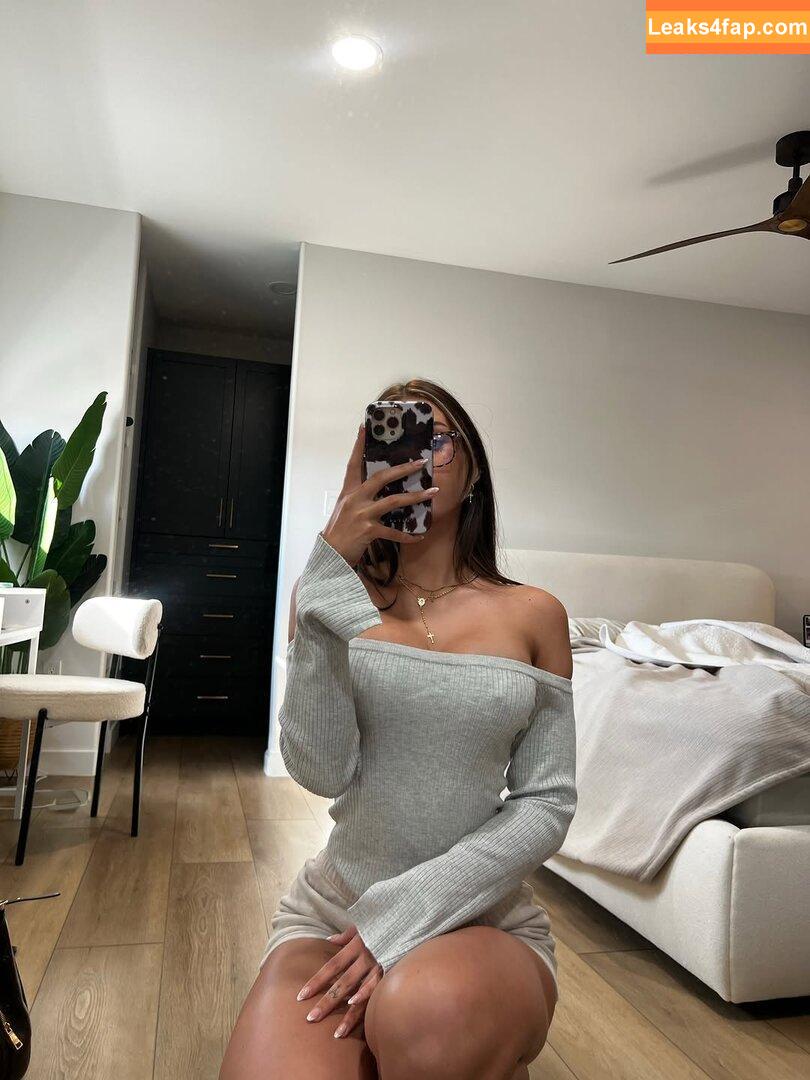 Bella Baby & Urfavbellabby / urfavbellabby leaked photo photo #0003