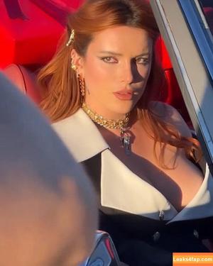 Bella Thorne photo #1369