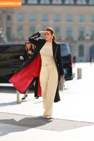 Bella Thorne photo #1377