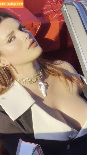 Bella Thorne photo #1492