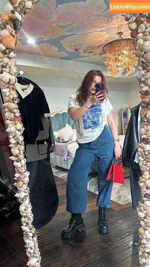 Bella Thorne photo #1500