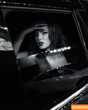 Bella Thorne photo #1600