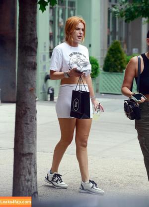 Bella Thorne photo #2556
