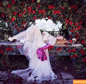 Bella Thorne photo #2666