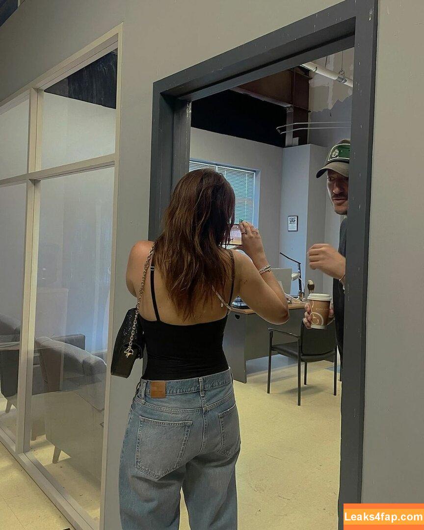 Bella Thorne / bellathorne / bellathorneoff слитое фото фото #3227