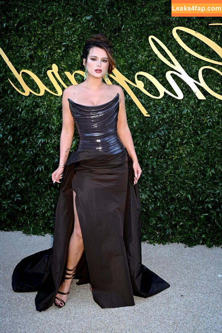 Bella Thorne / bellathorne / bellathorneoff слитое фото фото #3276