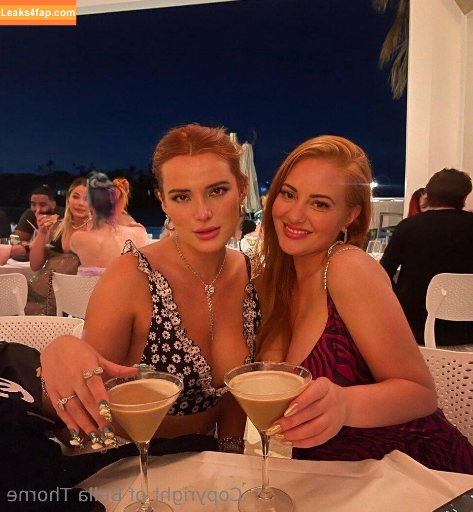 Bella Thorne / bellathorne / bellathorneoff слитое фото фото #3315