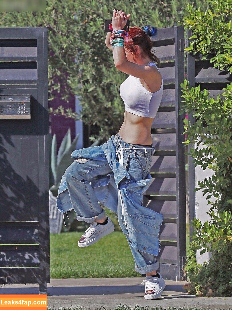 Bella Thorne / bellathorne / bellathorneoff слитое фото фото #3564