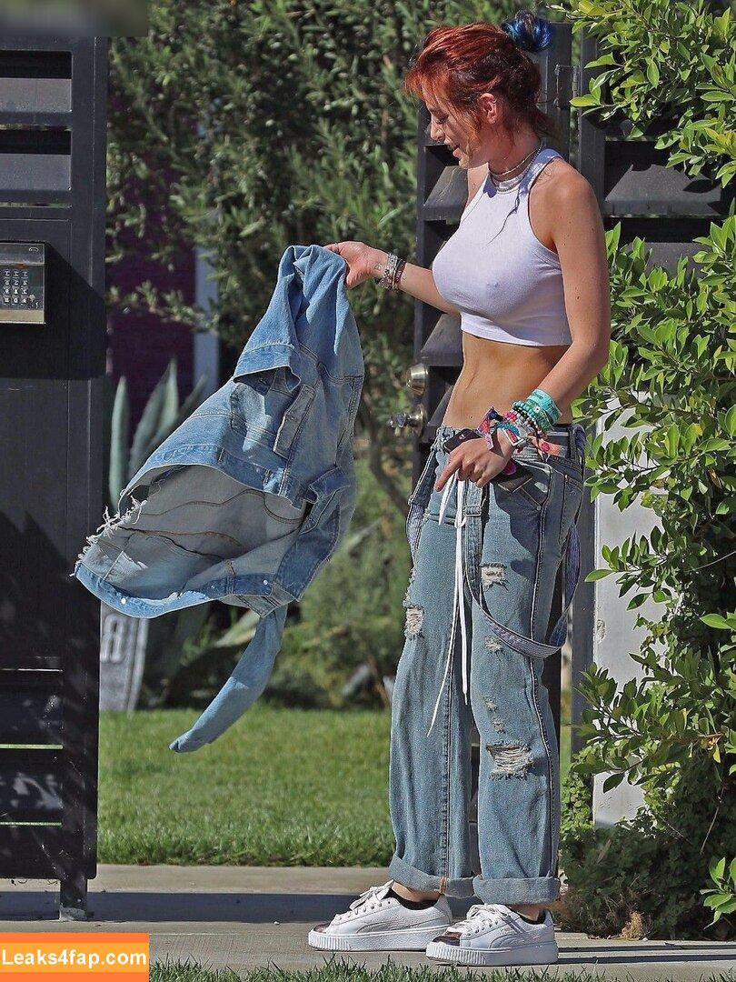 Bella Thorne / bellathorne / bellathorneoff слитое фото фото #3571
