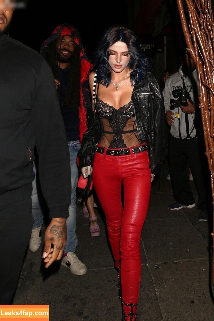 Bella Thorne / bellathorne / bellathorneoff слитое фото фото #3591