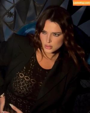 Bella Thorne photo #3832