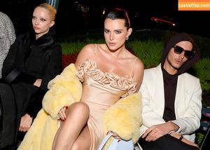 Bella Thorne photo #3857