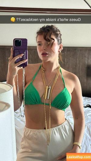 Bella Thorne photo #3996