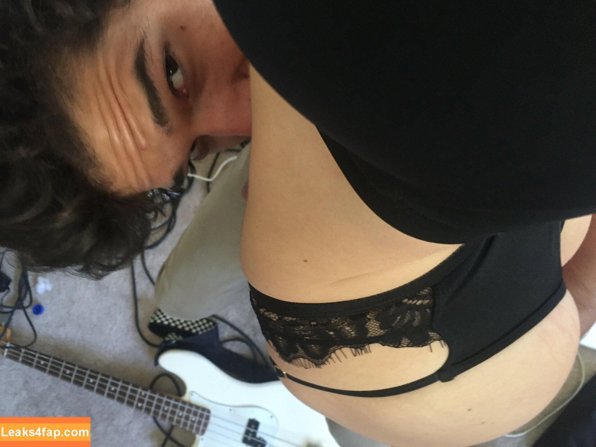 Bella Thorne / bellathorne / bellathorneoff leaked photo photo #4360