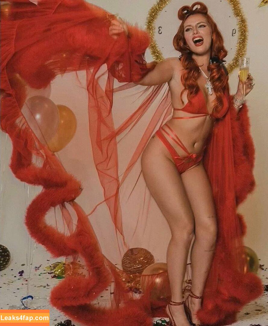 Bella Thorne / bellathorne / bellathorneoff слитое фото фото #4623