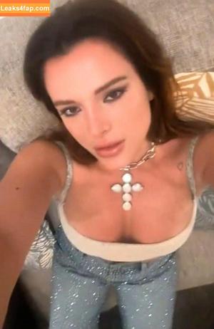 Bella Thorne photo #4060