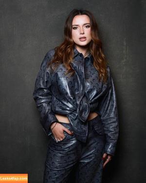 Bella Thorne photo #4118