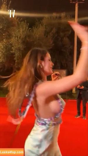 Bella Thorne photo #4145