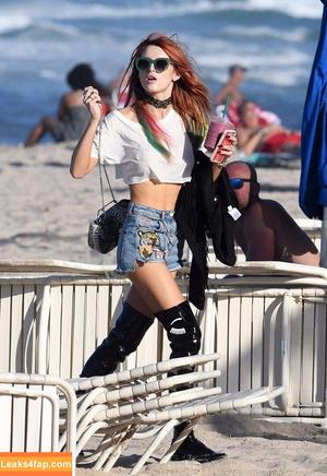 Bella Thorne photo #4288