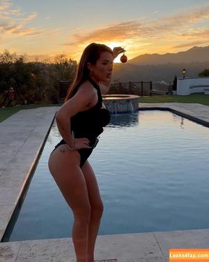 Bella Thorne photo #4474