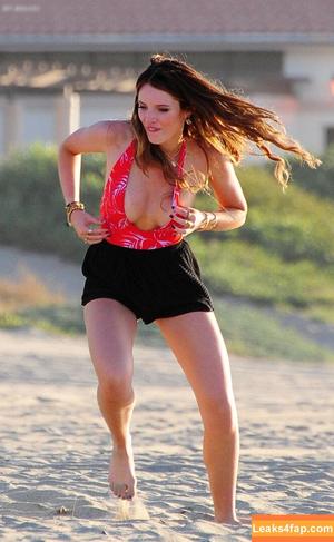 Bella Thorne photo #4570