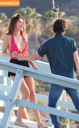 Bella Thorne photo #4575