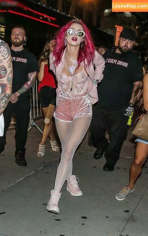 Bella Thorne photo #4714