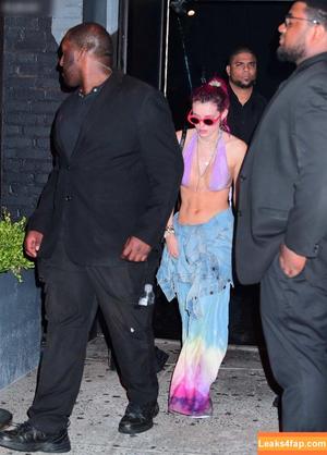 Bella Thorne photo #4718
