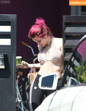 Bella Thorne photo #4761