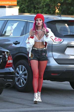 Bella Thorne photo #4775