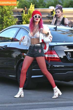 Bella Thorne photo #4776