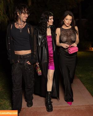 Bella Thorne photo #4791