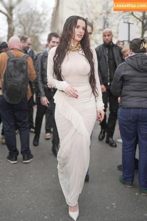 Bella Thorne photo #4904