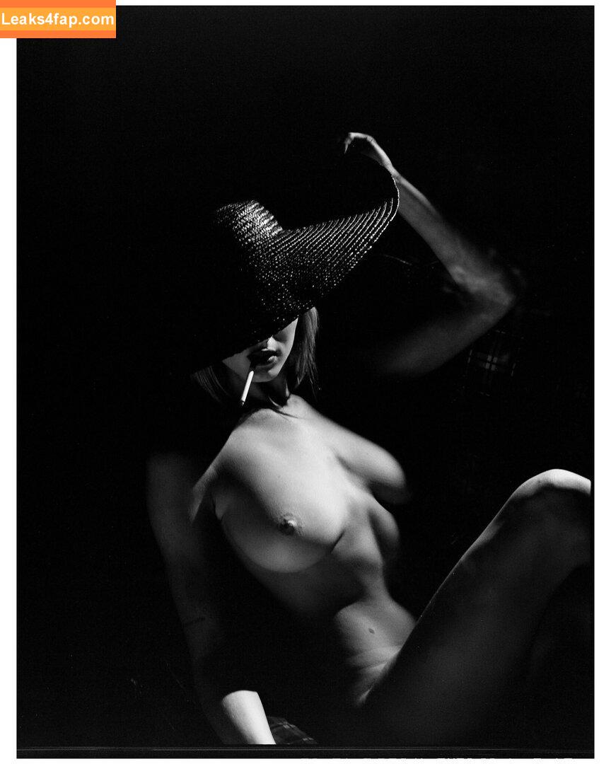 Bella White / bbellaawhite слитое фото фото #0002