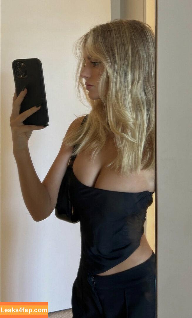 Bellashhh / bellashoemark leaked photo photo #0040