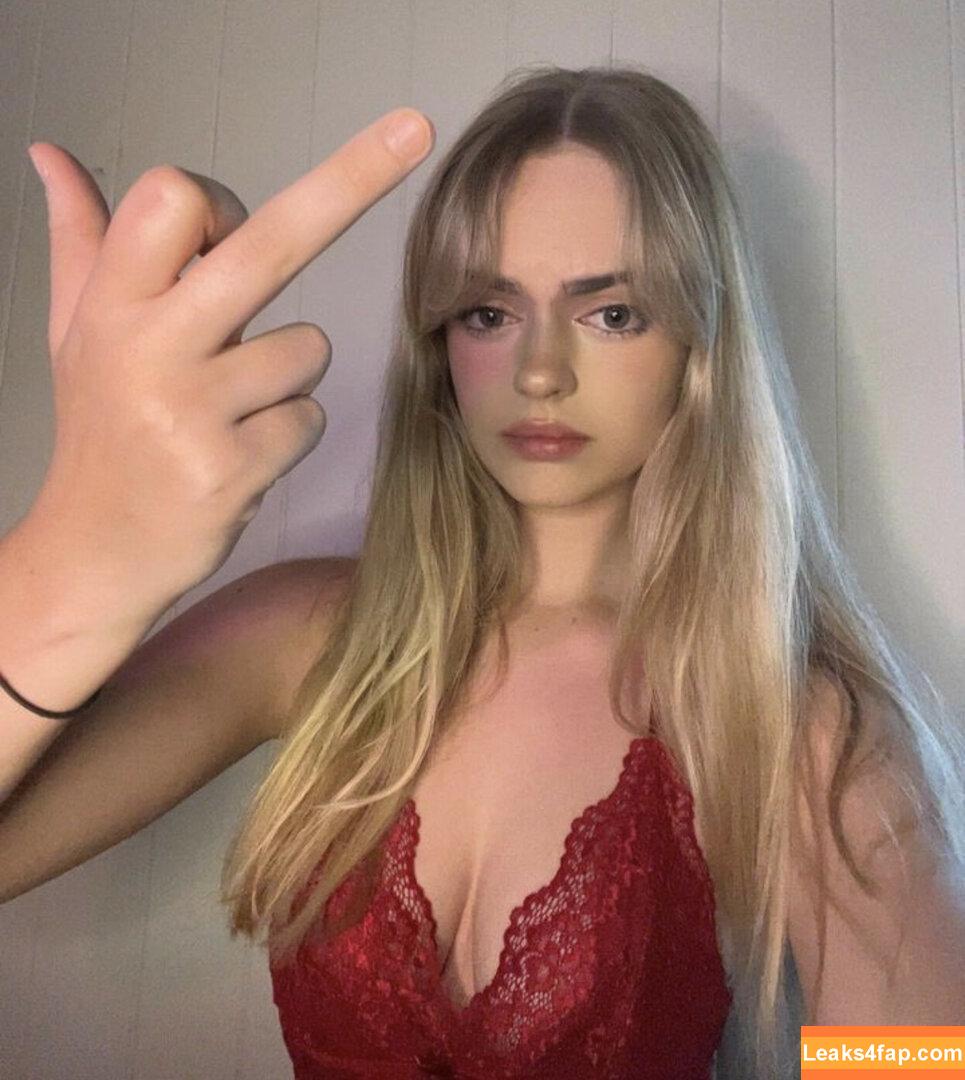 Bellashhh / bellashoemark leaked photo photo #0054