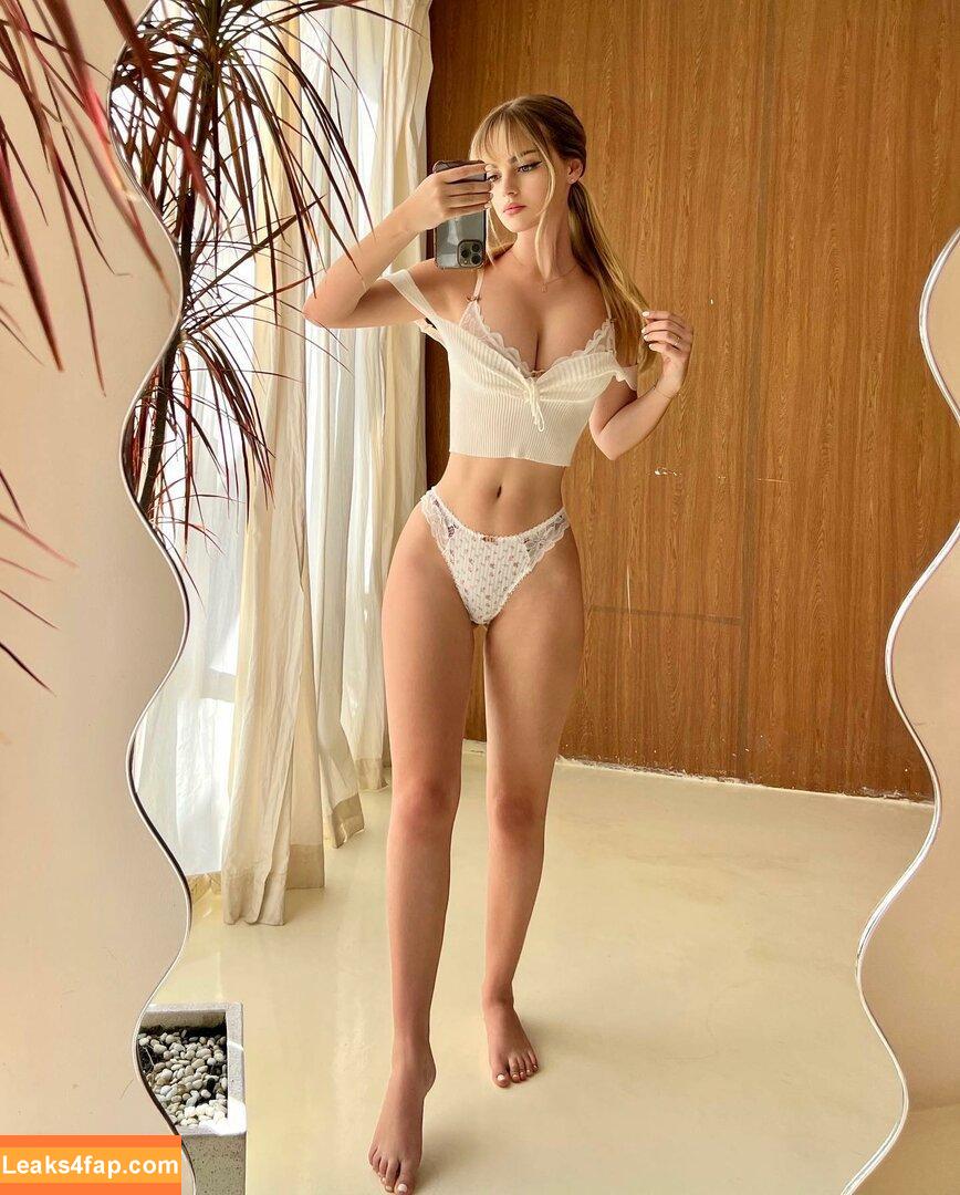 Bellashhh / bellashoemark leaked photo photo #0074