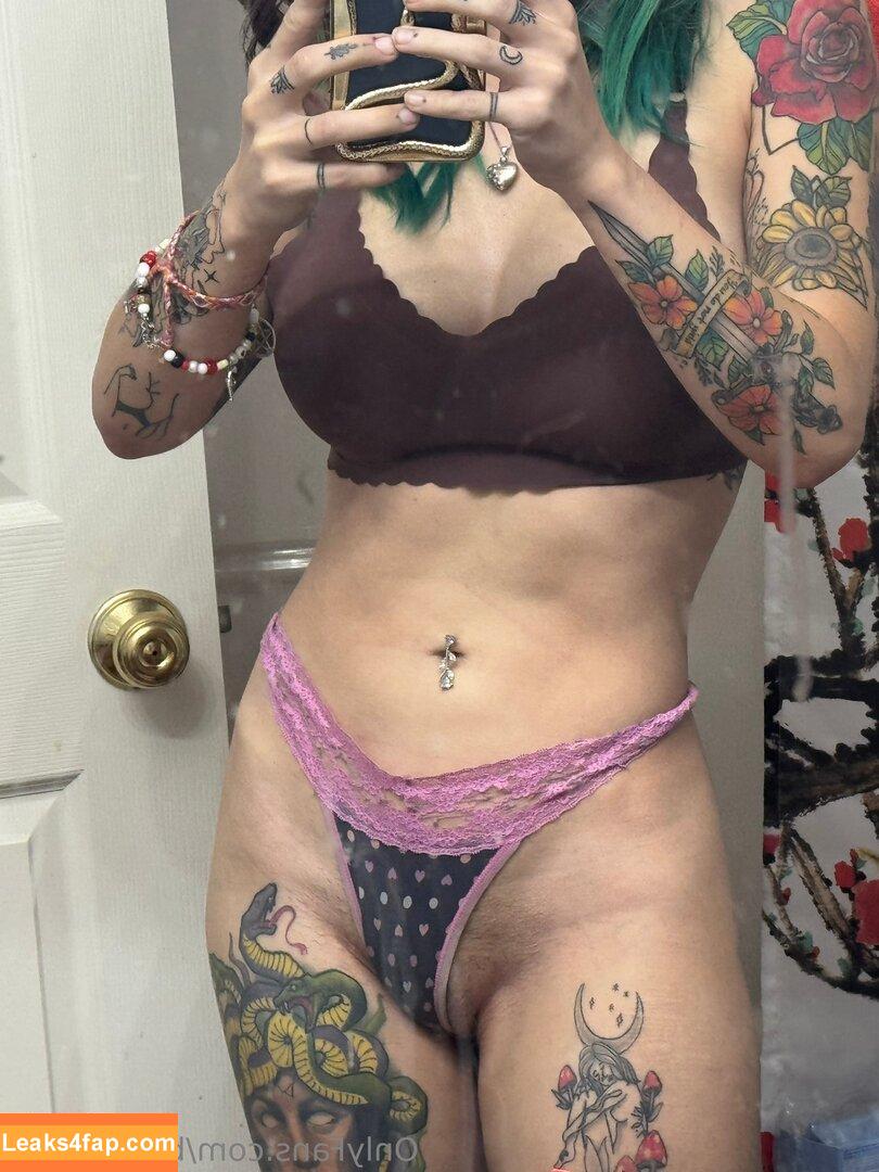 BelleCurves / Allison Warfield / Meebo / MythicMeebo / Puzzled_Periwinkle leaked photo photo #0060