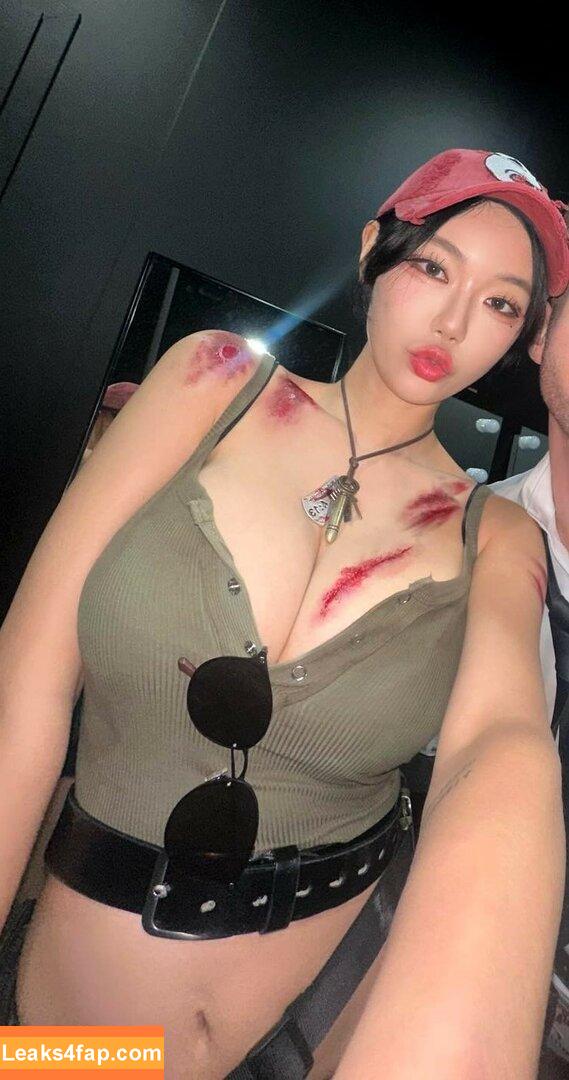 Berry / berry_is_blooming leaked photo photo #0101