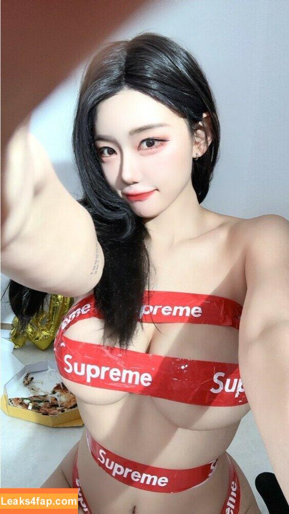 Berry / berry_is_blooming leaked photo photo #0132