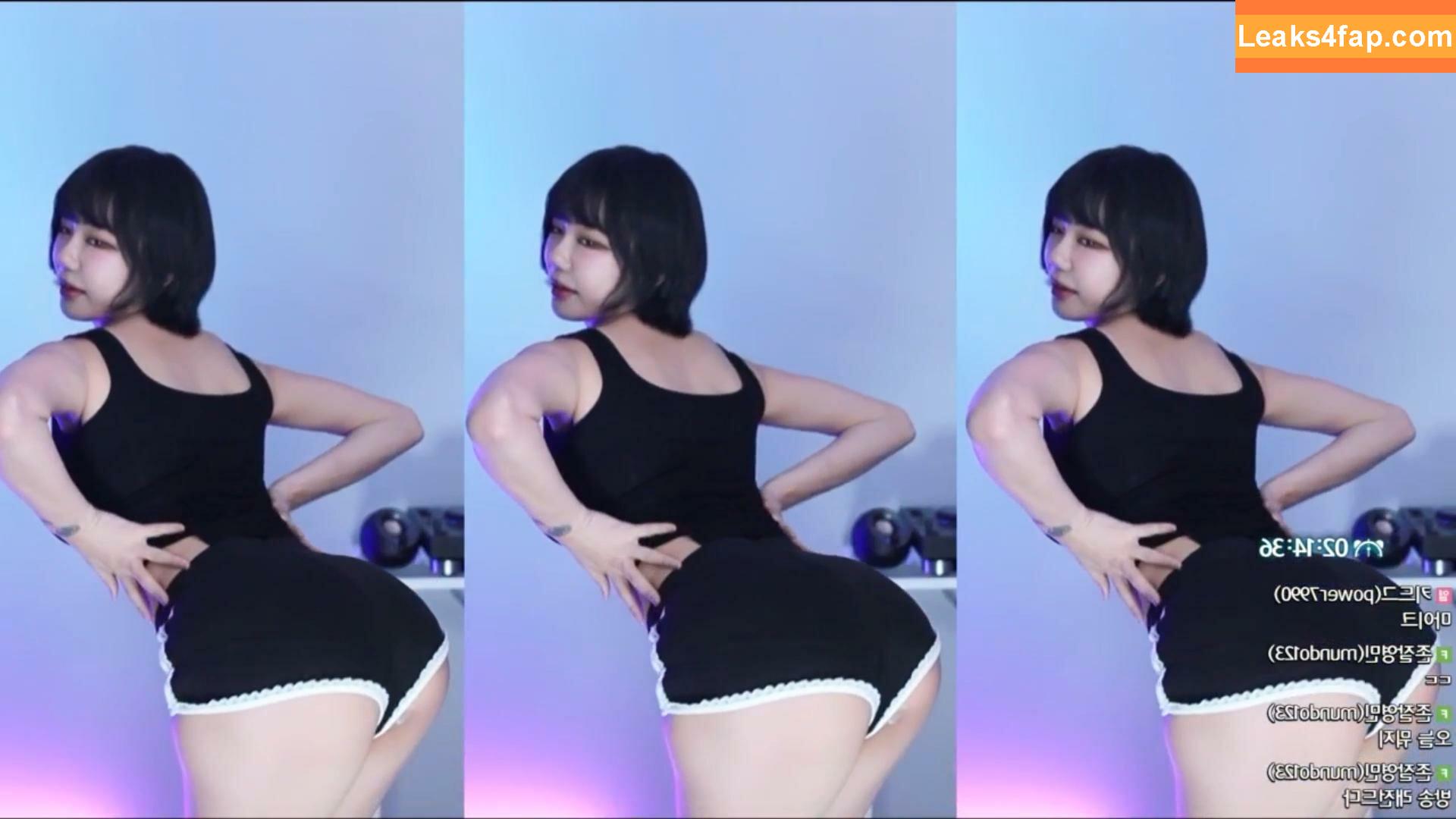 Berry / berry_is_blooming leaked photo photo #0187