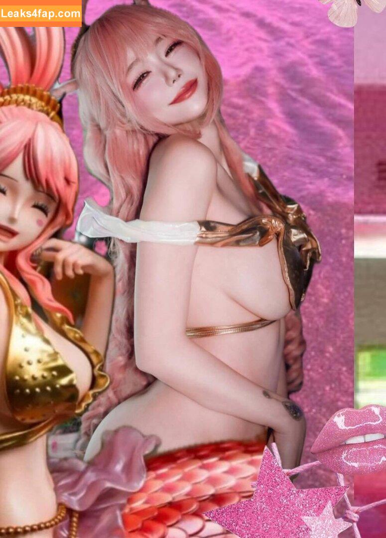 Berry / berry_is_blooming leaked photo photo #0306