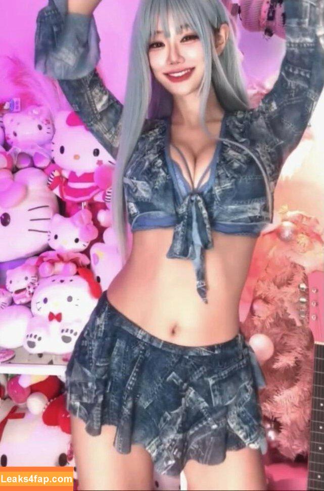 Berry / berry_is_blooming leaked photo photo #0428