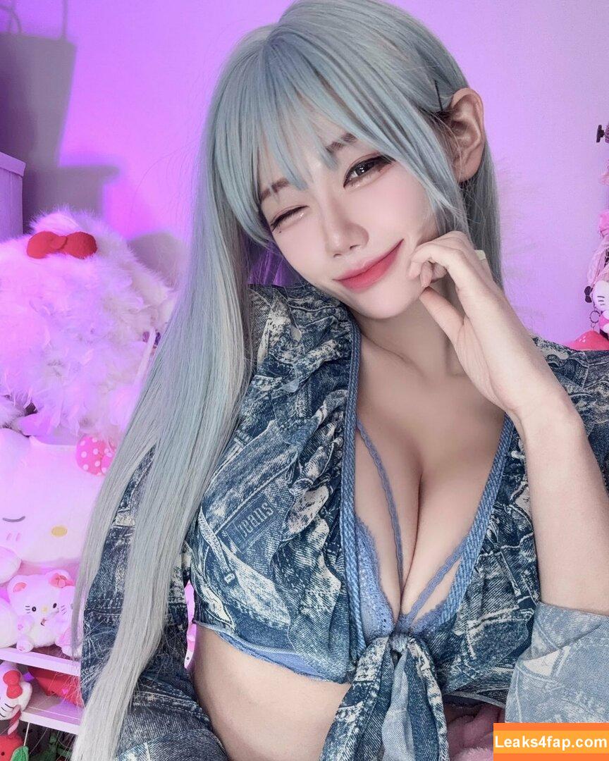 Berry / berry_is_blooming leaked photo photo #0430