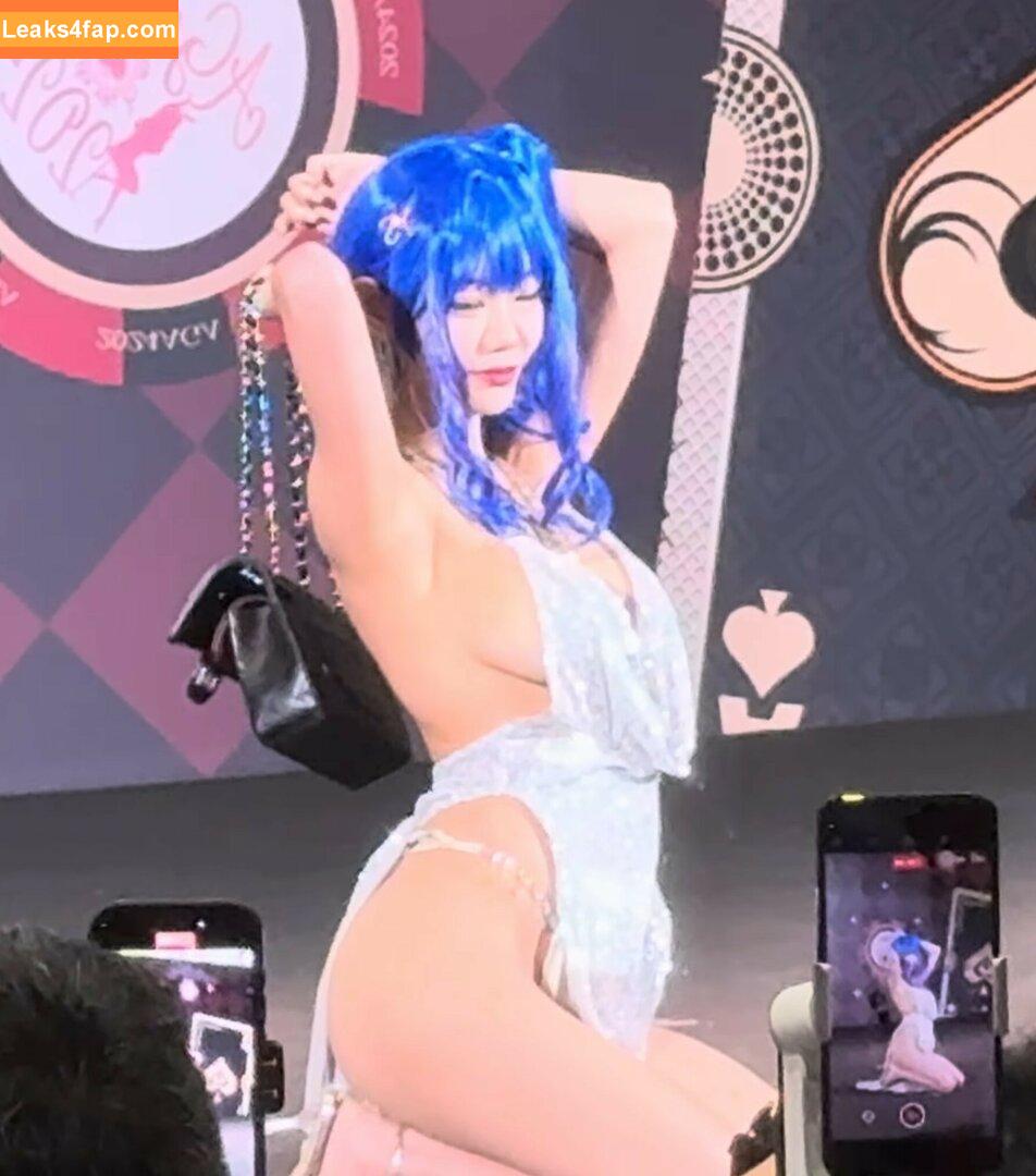 Berry / berry_is_blooming leaked photo photo #0443