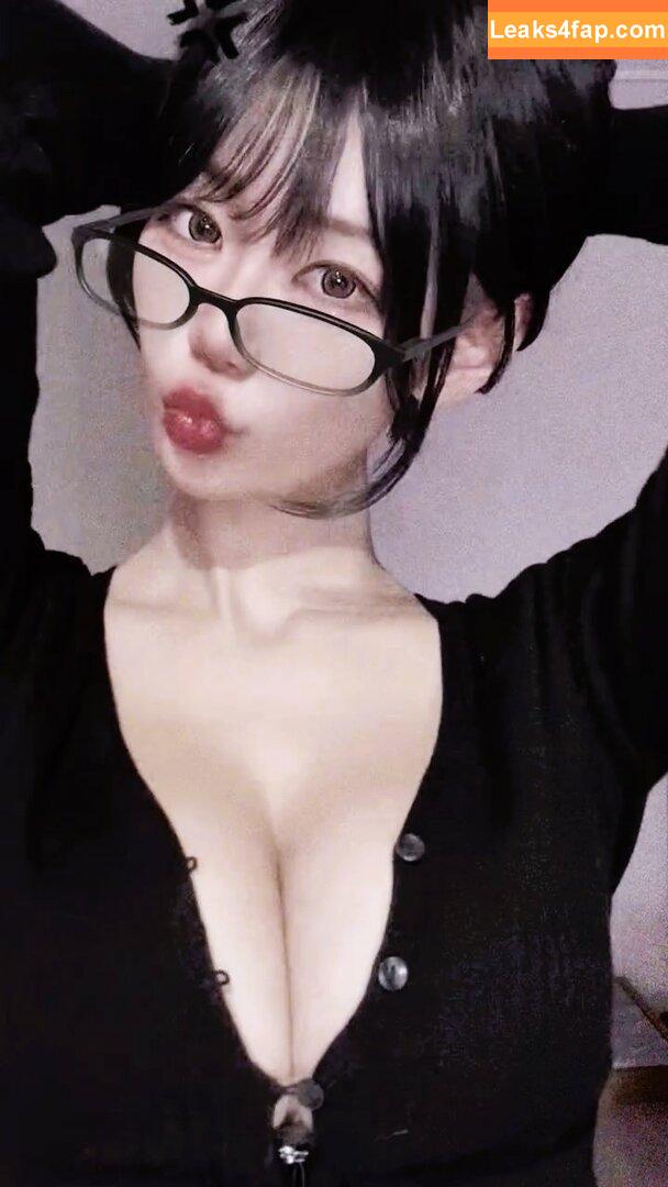 Berry / berry_is_blooming leaked photo photo #0485