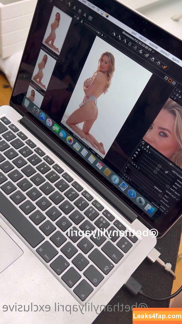 Bethany Lily April / BethanyLilyA / bethanylilyapril leaked photo photo #0064